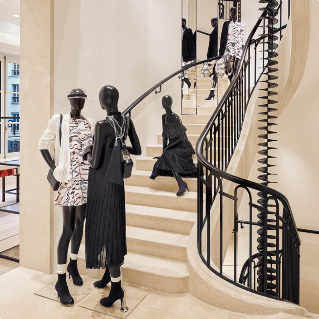 Grand groupe du luxe création d’une application de merchandising sur-mesure